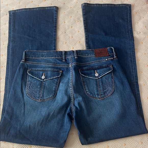Lucky Brand curvy jeans - Picture 5 of 10